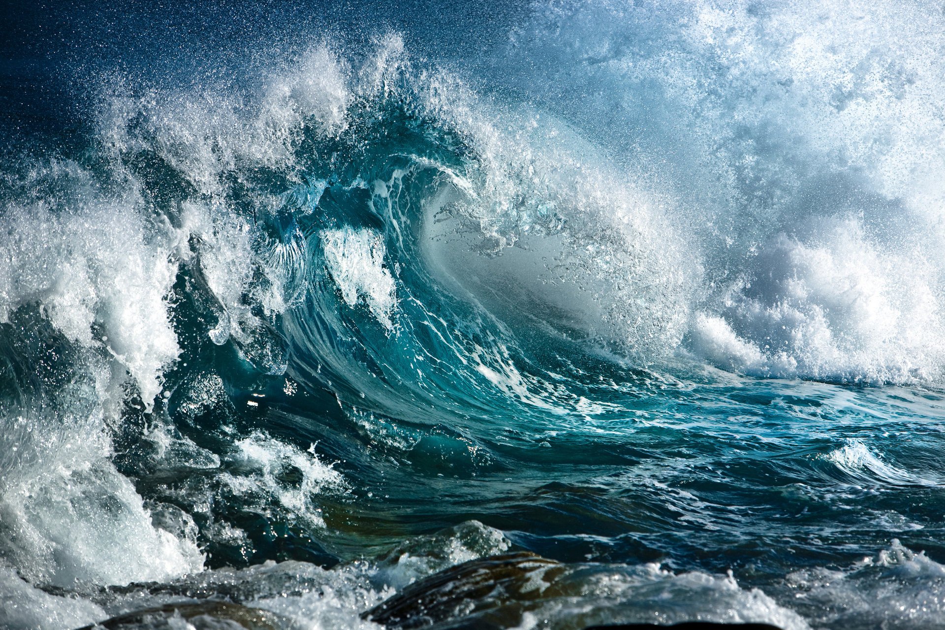 vague tempête eau océan pierres jet