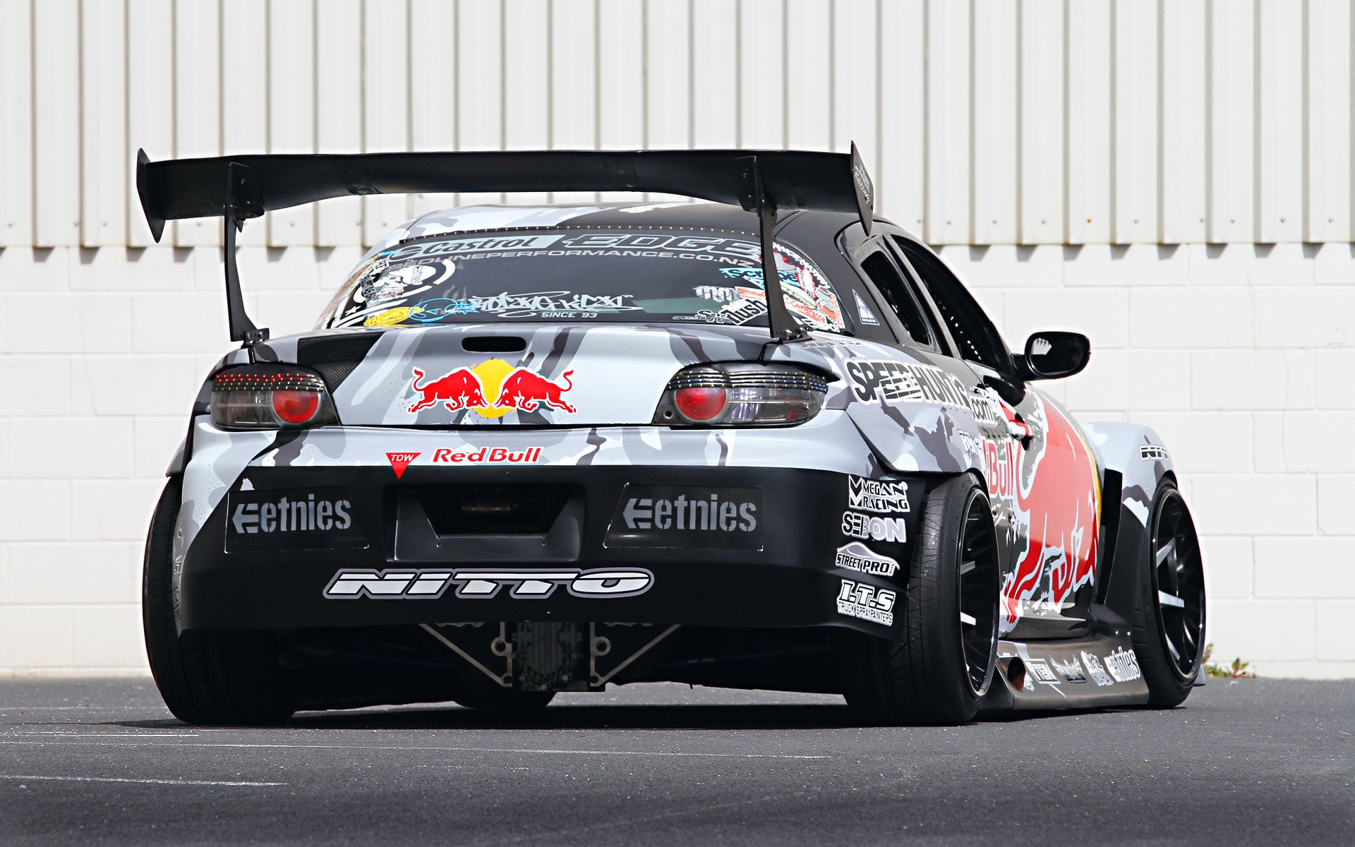 mazda rx-8 drift tuning auto sportiva red bull racing concorso widebody spoiler cerchi