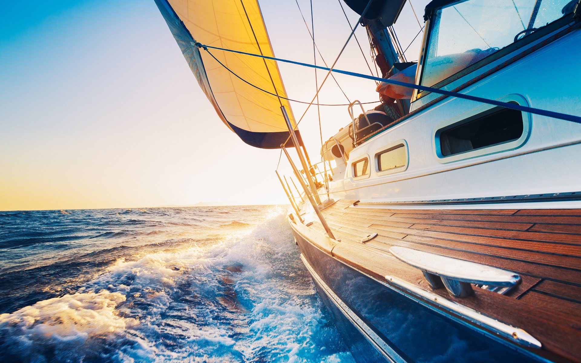 estado de ánimo situación paisajes viento océano agua mar cielo olas salpicaduras espuma barco barco yate yate barco nave barcos barcos velas papel pintado de gran formato papel pintado gran formato viaje marino barco deporte verano turismo turista transporte pu