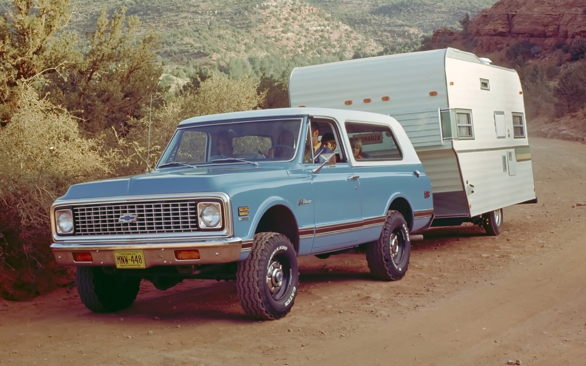 chevrolet blazer 1972 shevrole.bleyzer jeep suv front background