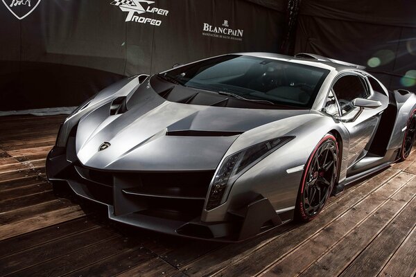 Lamborghini veneno 2013 supercar esclusiva