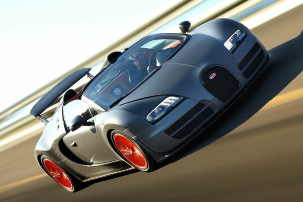 Bugatti Veron sur autoroute