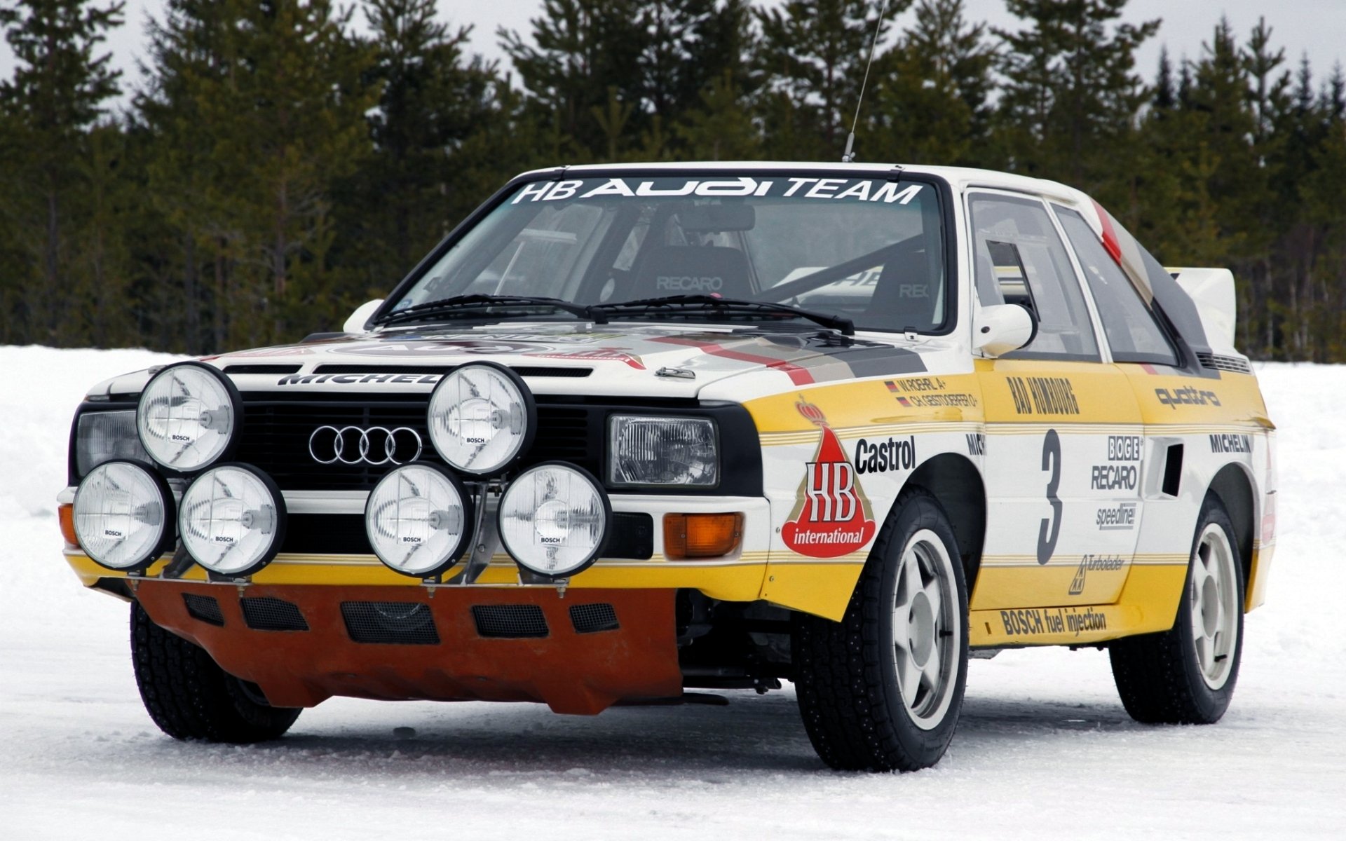 audi sport quattro grupa b rajd samochodowy audi quattro grupa b rajd przód reflektory las