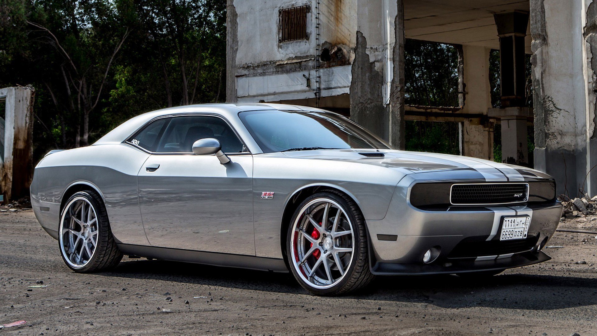 voiture papier peint dodge challenger srt8 adv1 tuning argent fond d écran dodge challenger srt8 belle voiture