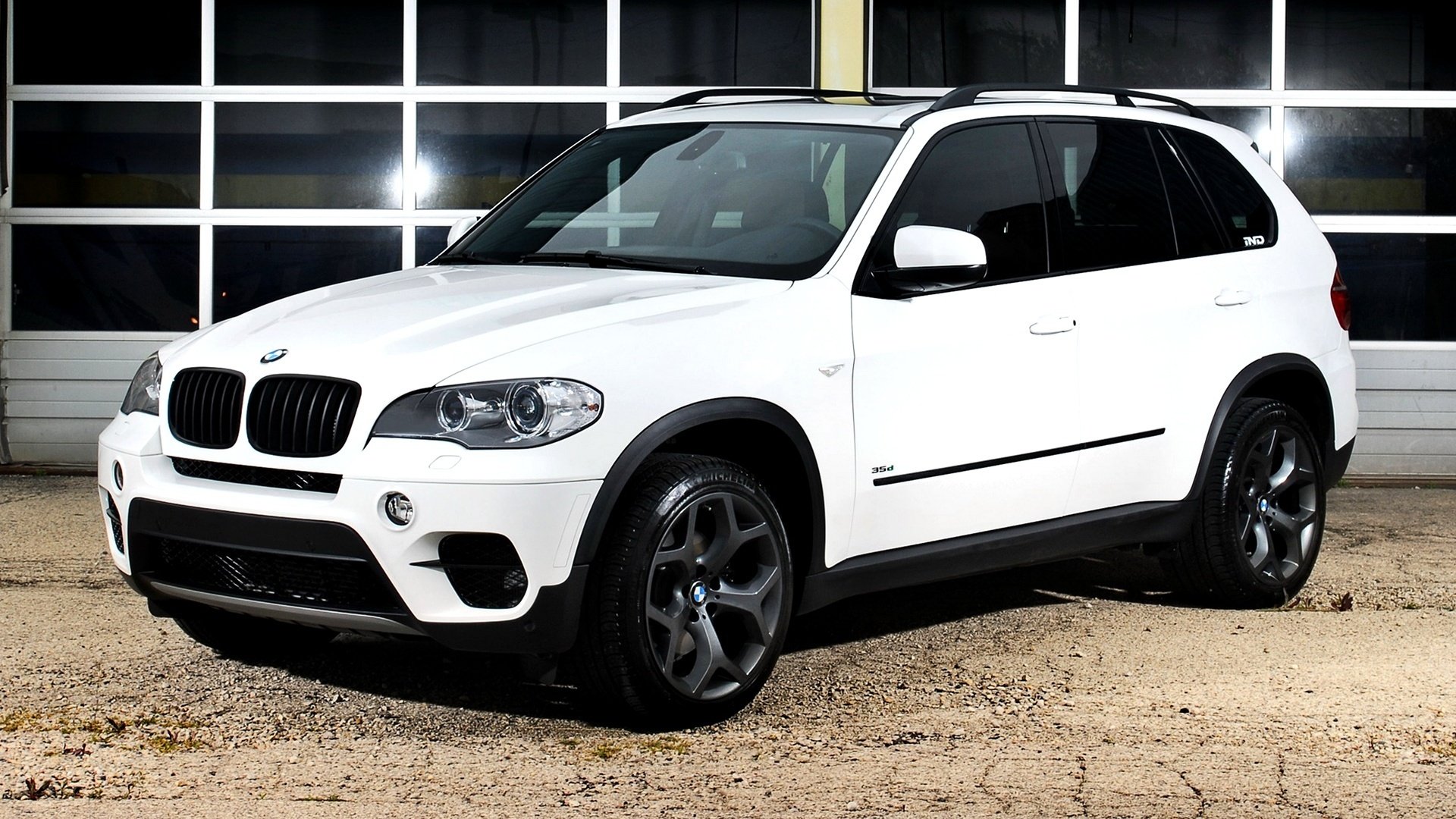 car wallpaper white bmw x5 e70 ind tuning automotive desktop wallpaper white bmw stands garage ind beautiful car