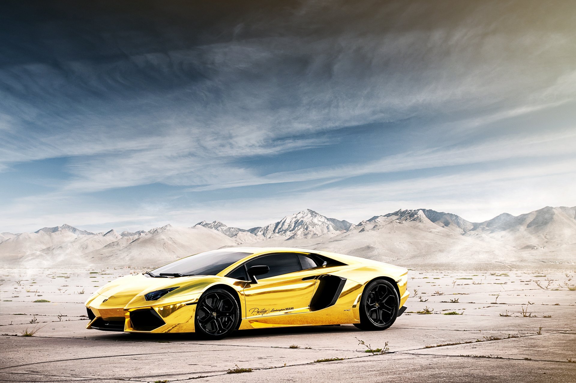 lamborghini aventador lp700-4 lb834 proyecto au79 oro cromo lamborghini lamborghini aventador cromo dorado reflexión montañas cielo