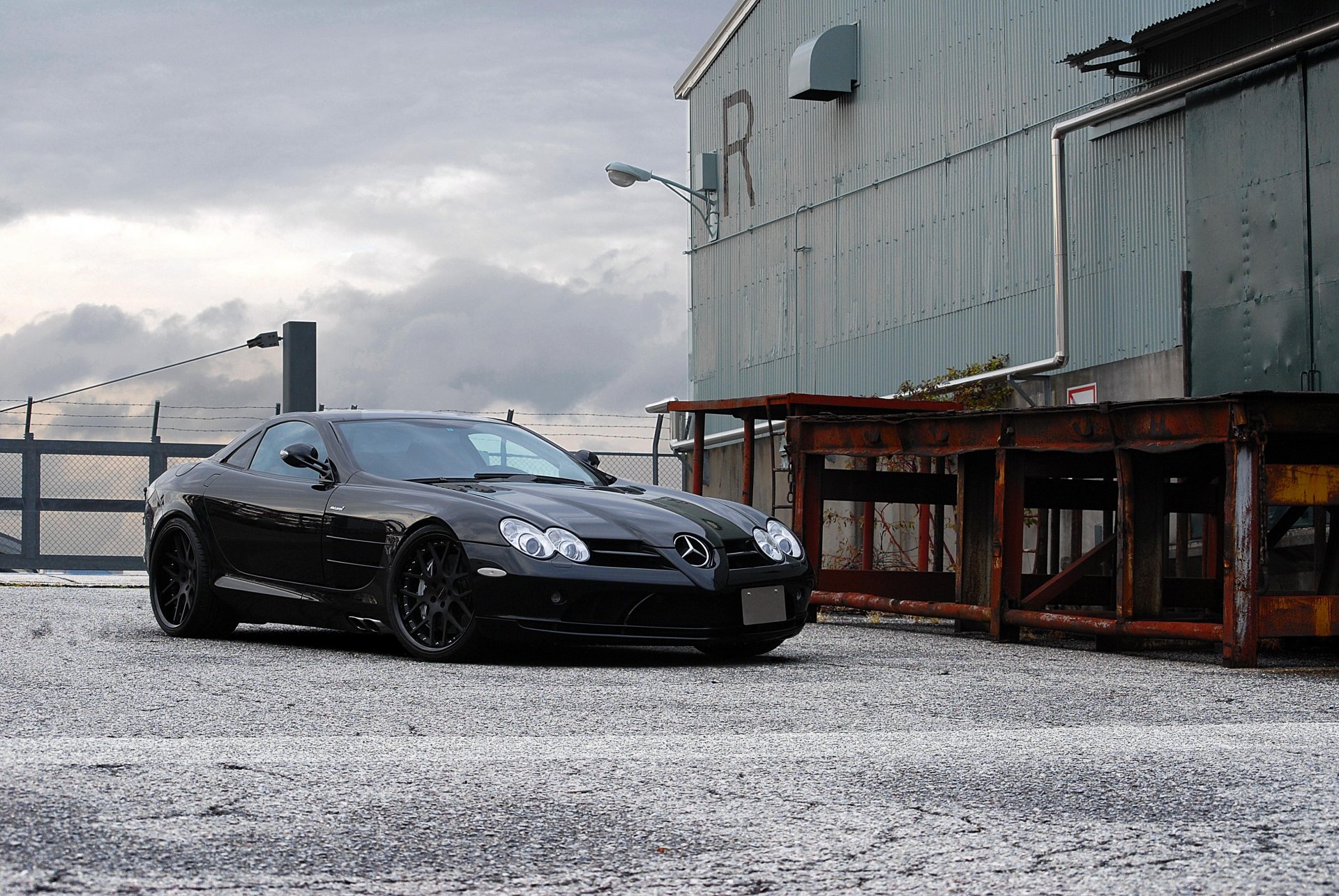 mercedes benz slr mclaren black mercedes benz slr mclaren front view building ramp lantern