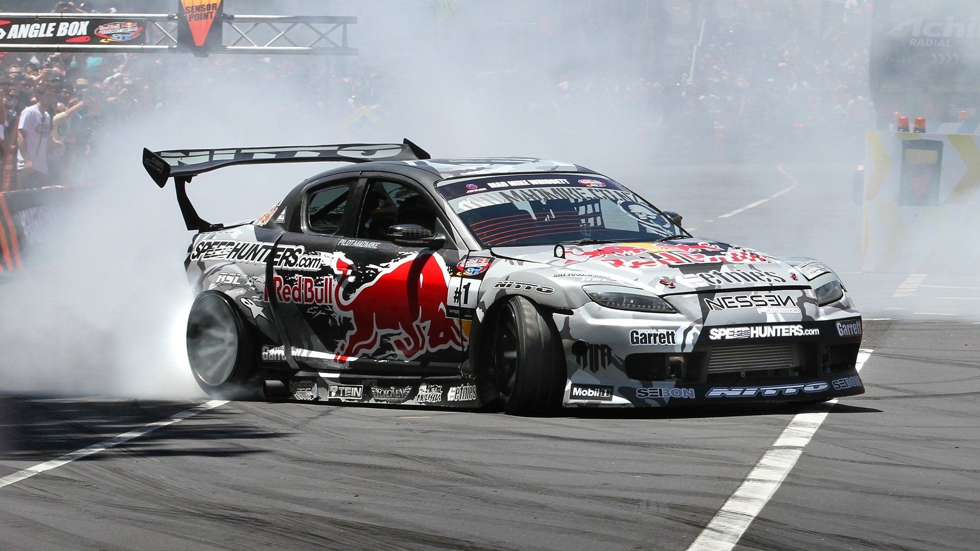 samochód tapety drift mazda rx8 redbull tapety mazda drift bokiem dym poślizg redbull