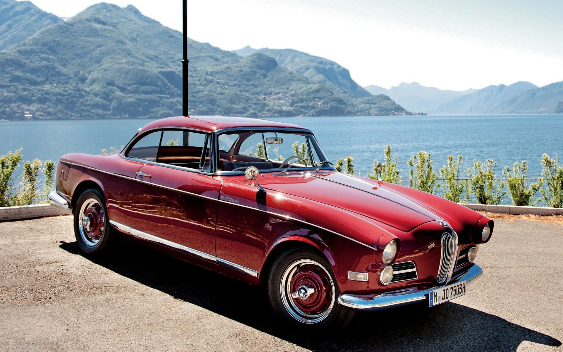 bmw coupé 1956 bmw rosso anteriore classico acqua montagne cielo