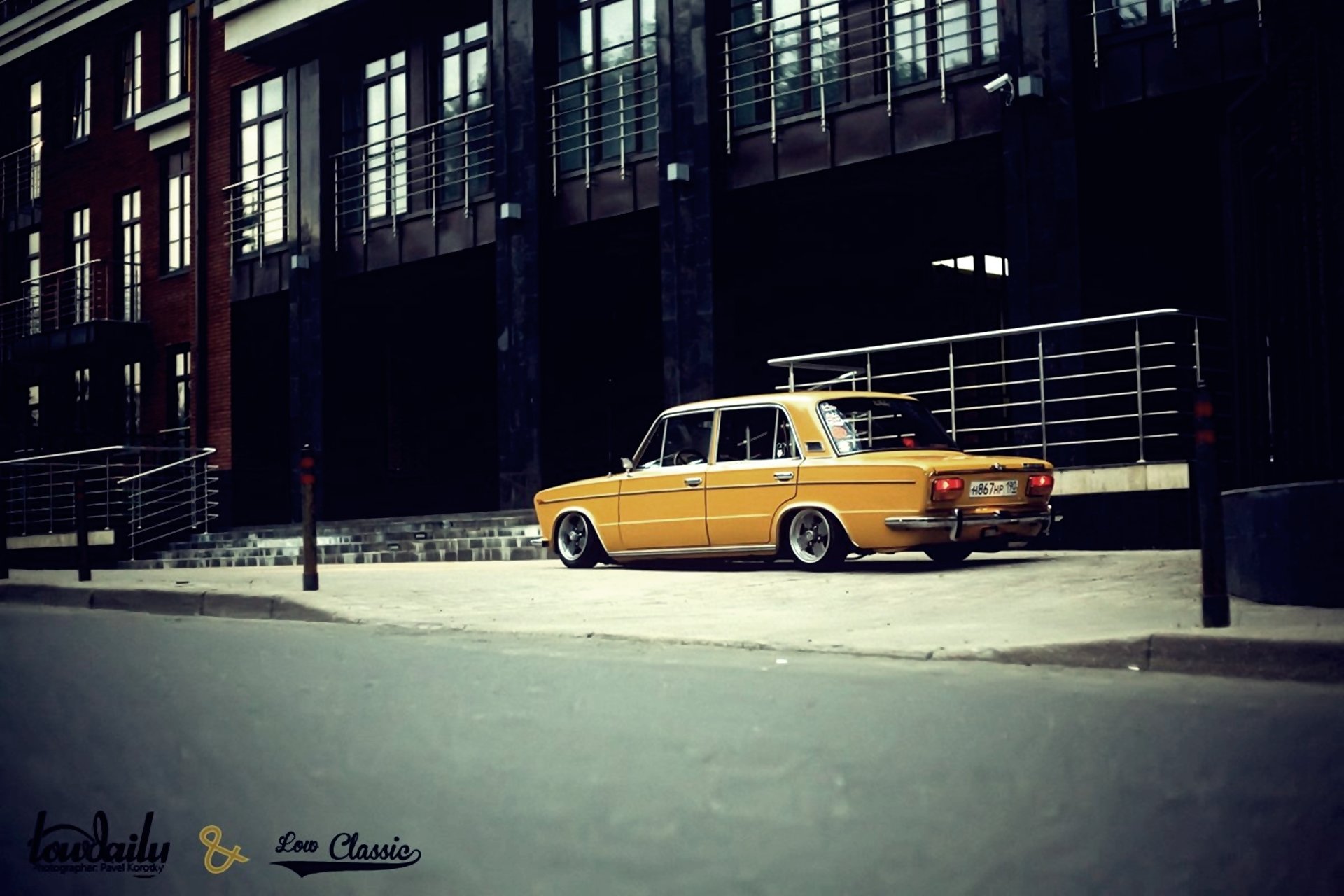 low classic vasen lada lada