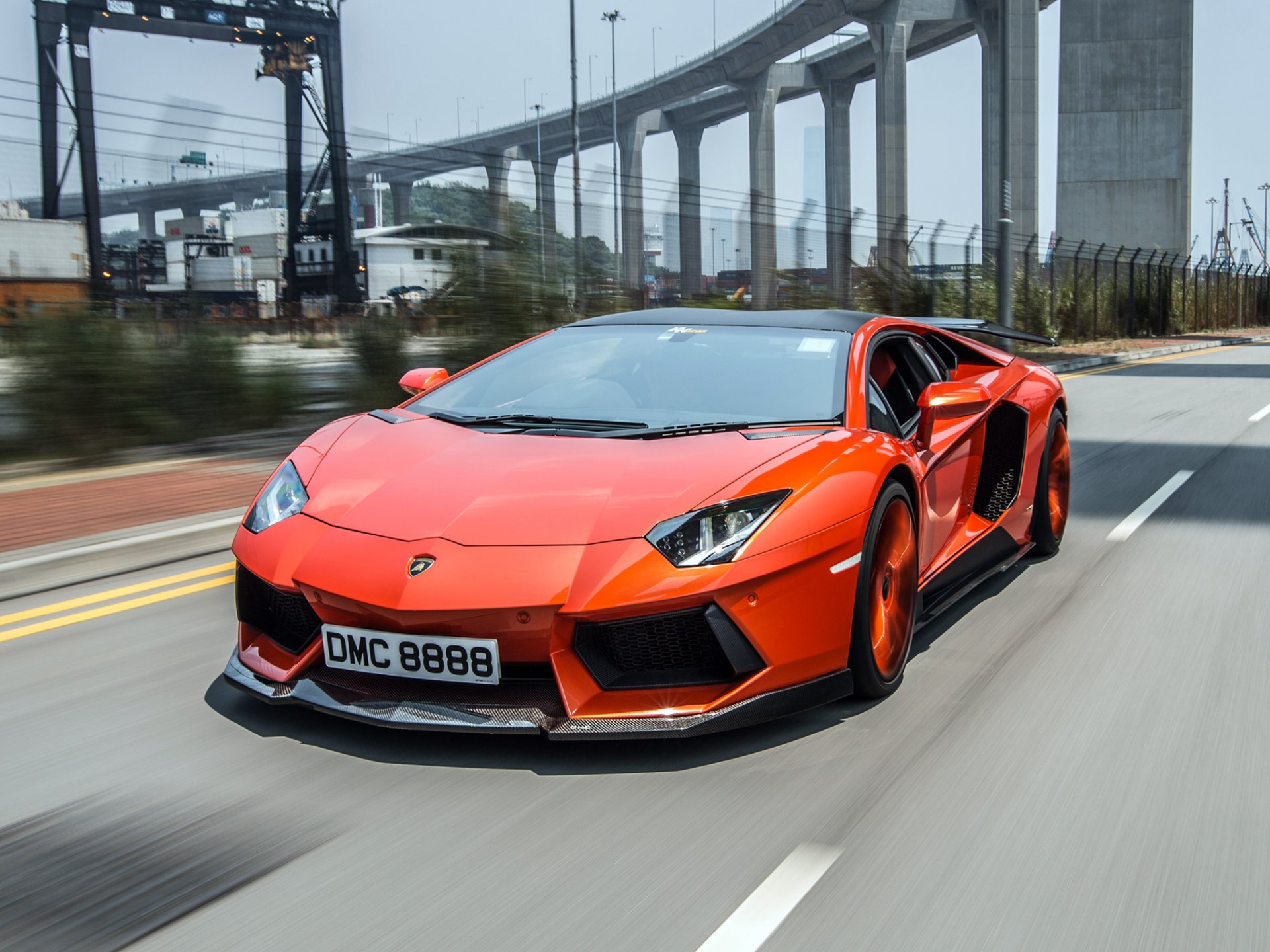 lamborghini aventador lp900-4 molto veloce aventador view motion bridge road