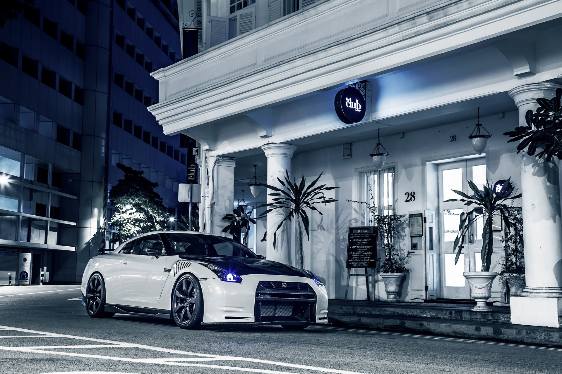 nissan gt-r nissan tuning scheinwerfer stadt nacht club hotel