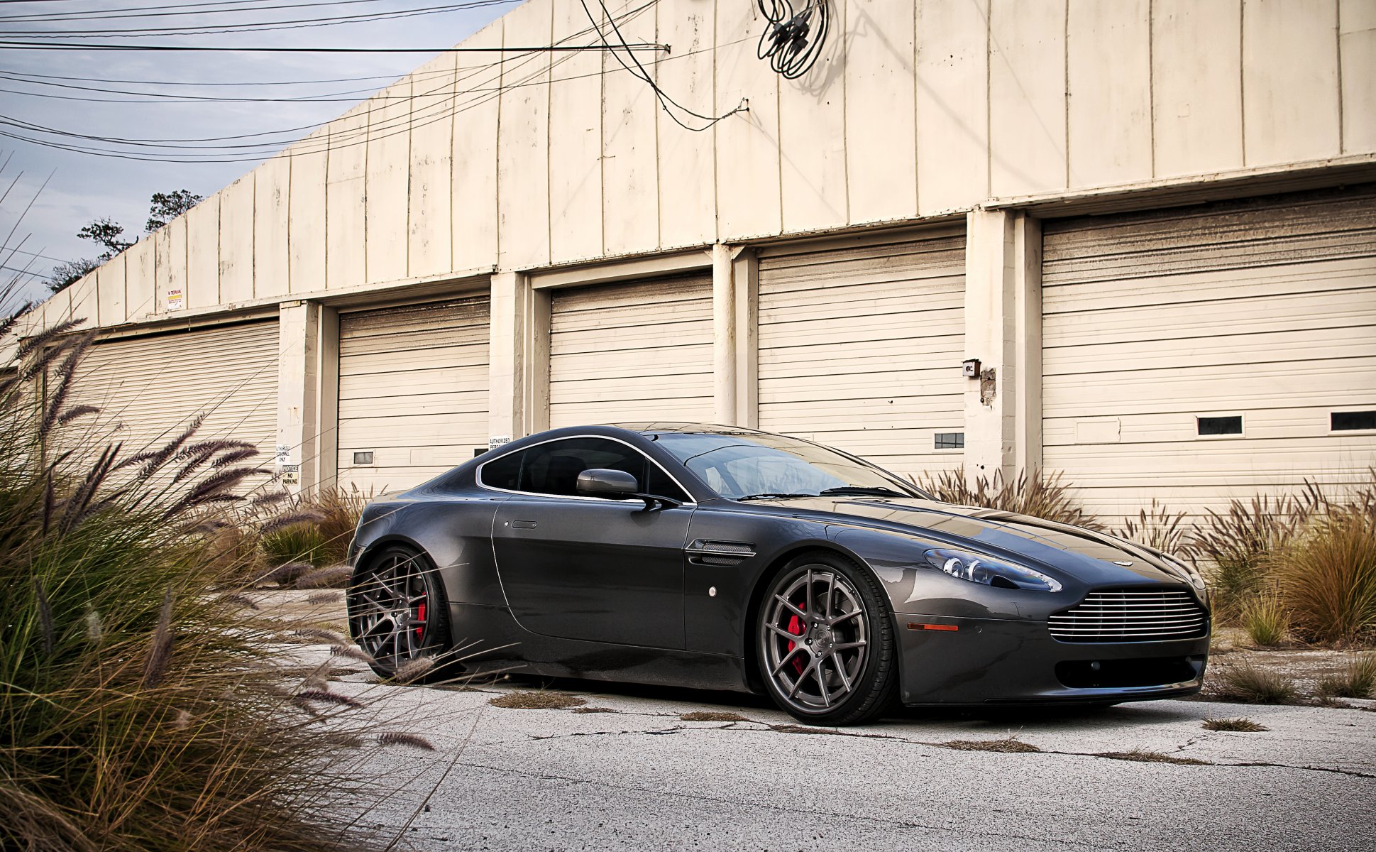 aston martin dbs volante edizione carbonio aston martin dbs