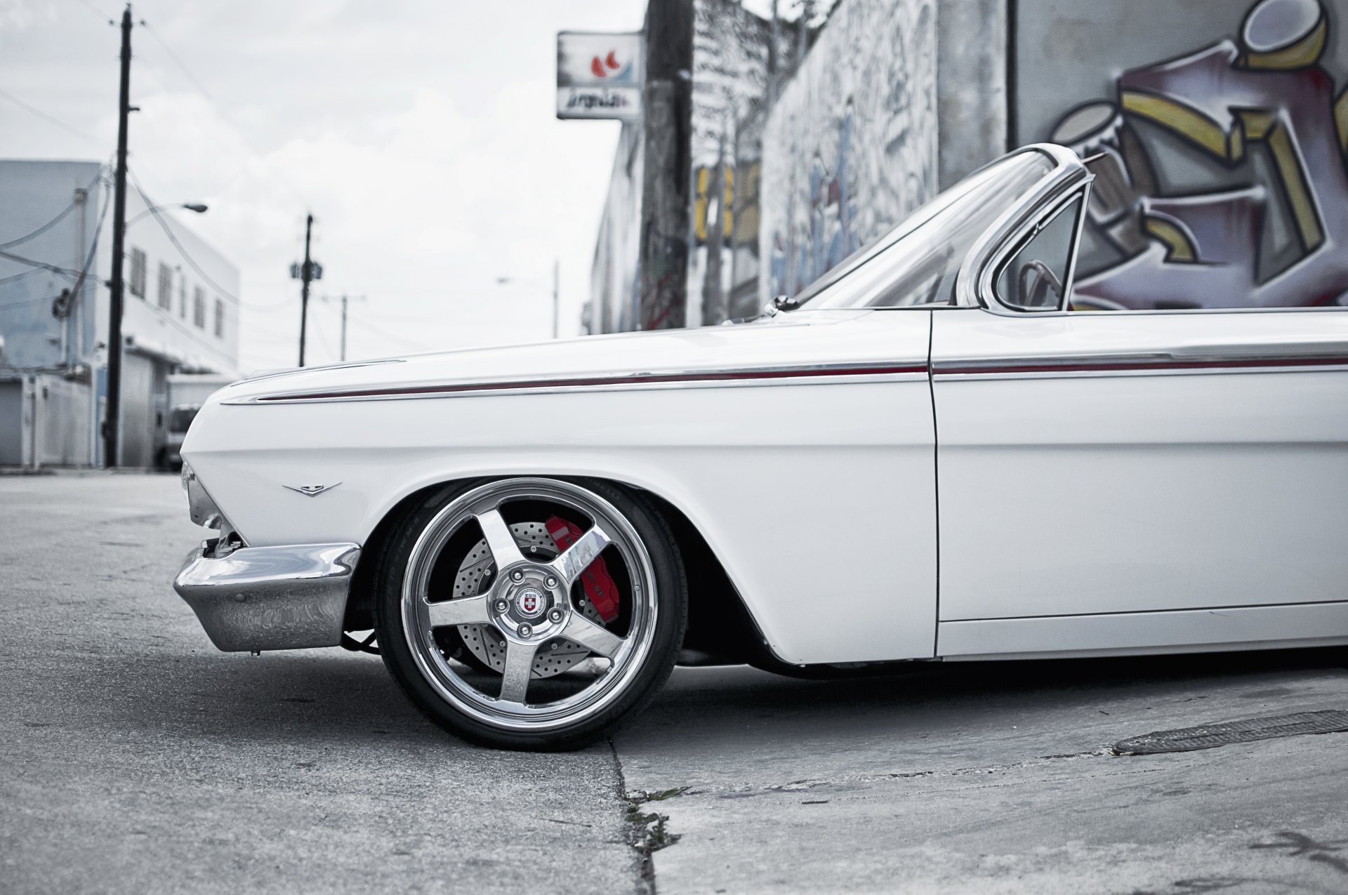 chevrolet impala bianco chevrolet bianco convertibile strada graffiti