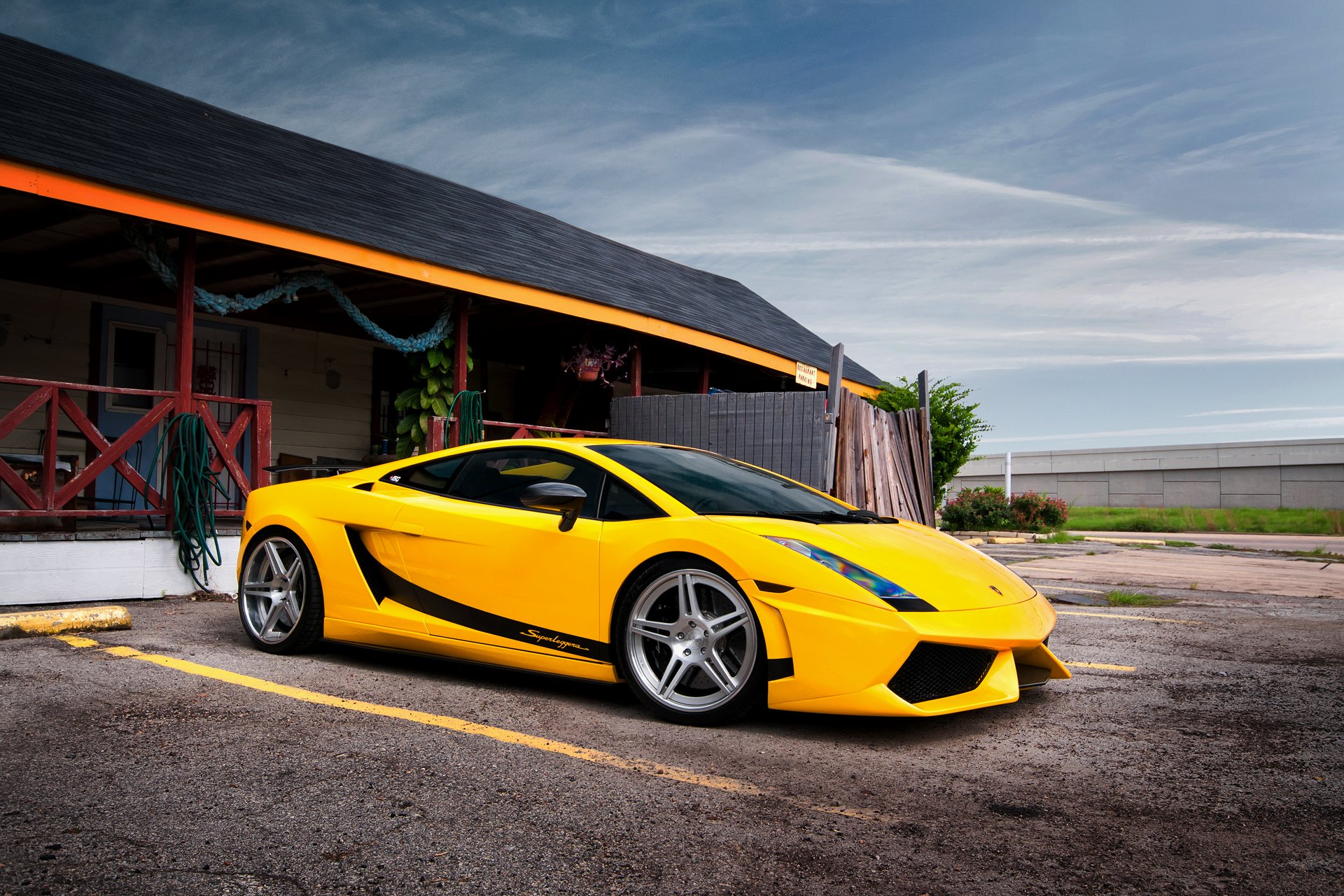 lamborghini gallardo superleggera gelb lamborghini lamborghini gallardo superleggera gebäude garage