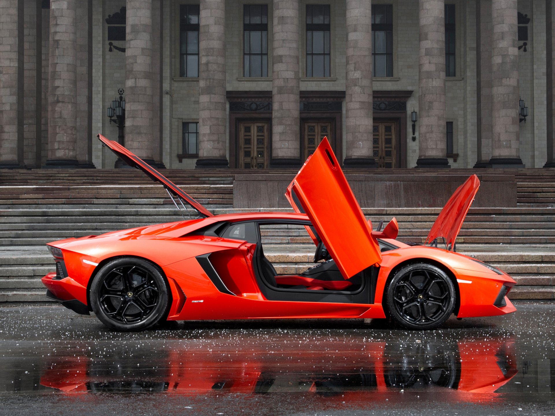 aventador lp700-4 lamborghini lamborghini aventador lp700-4 orange seitenansicht türen gebäude