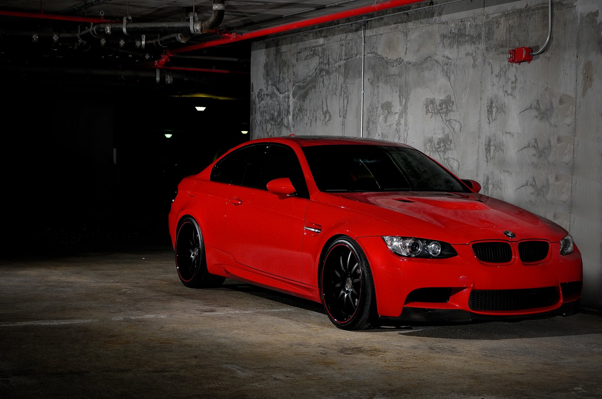 bmw m3 e92 rojo bmw rojo aparcamiento parte delantera