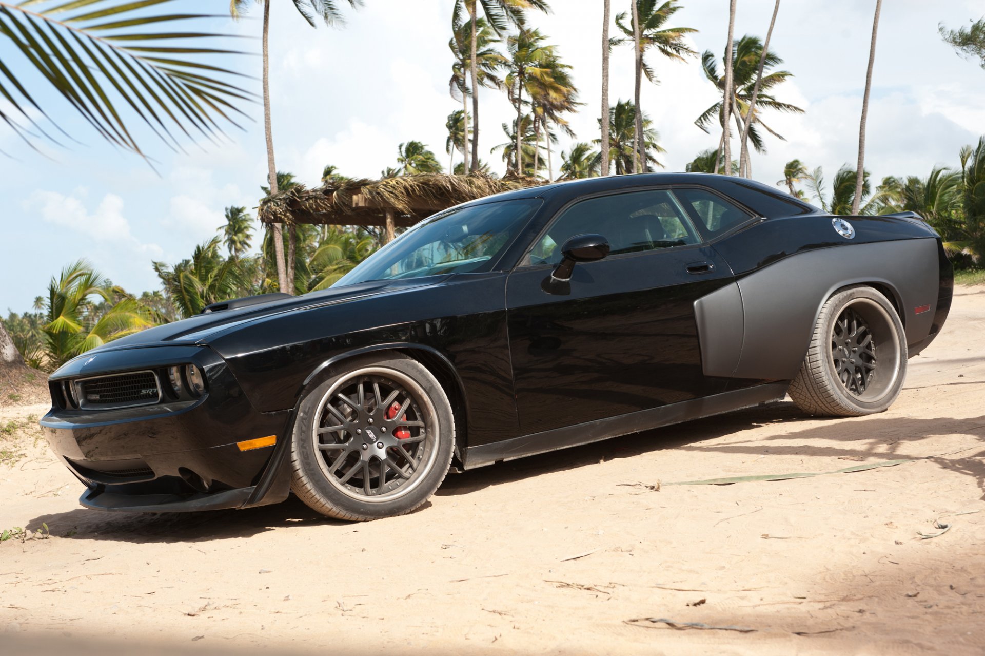 esquiver challenger srt film fast and furious 5 palmiers plage