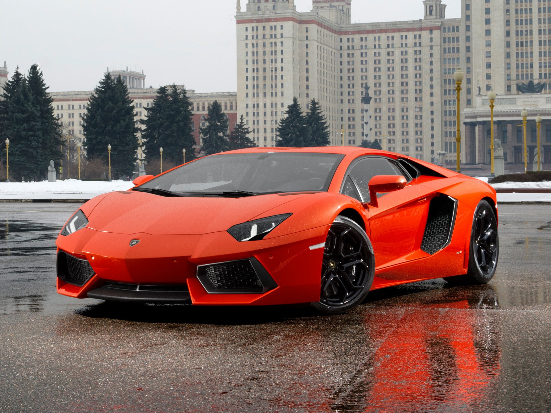 aventador lp700-4 lamborghini lamborghini avetador naranja vista frontal edificio abeto superdeportivo