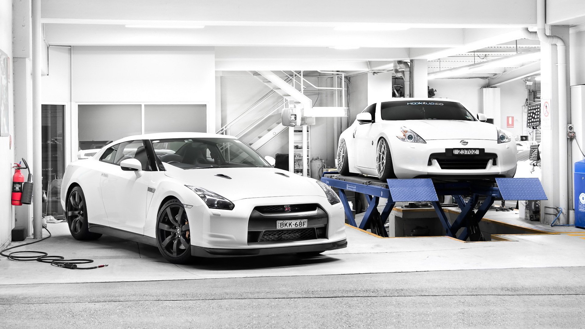 nissan gt-r 370z nissan garaje blanco dos elevador tuning