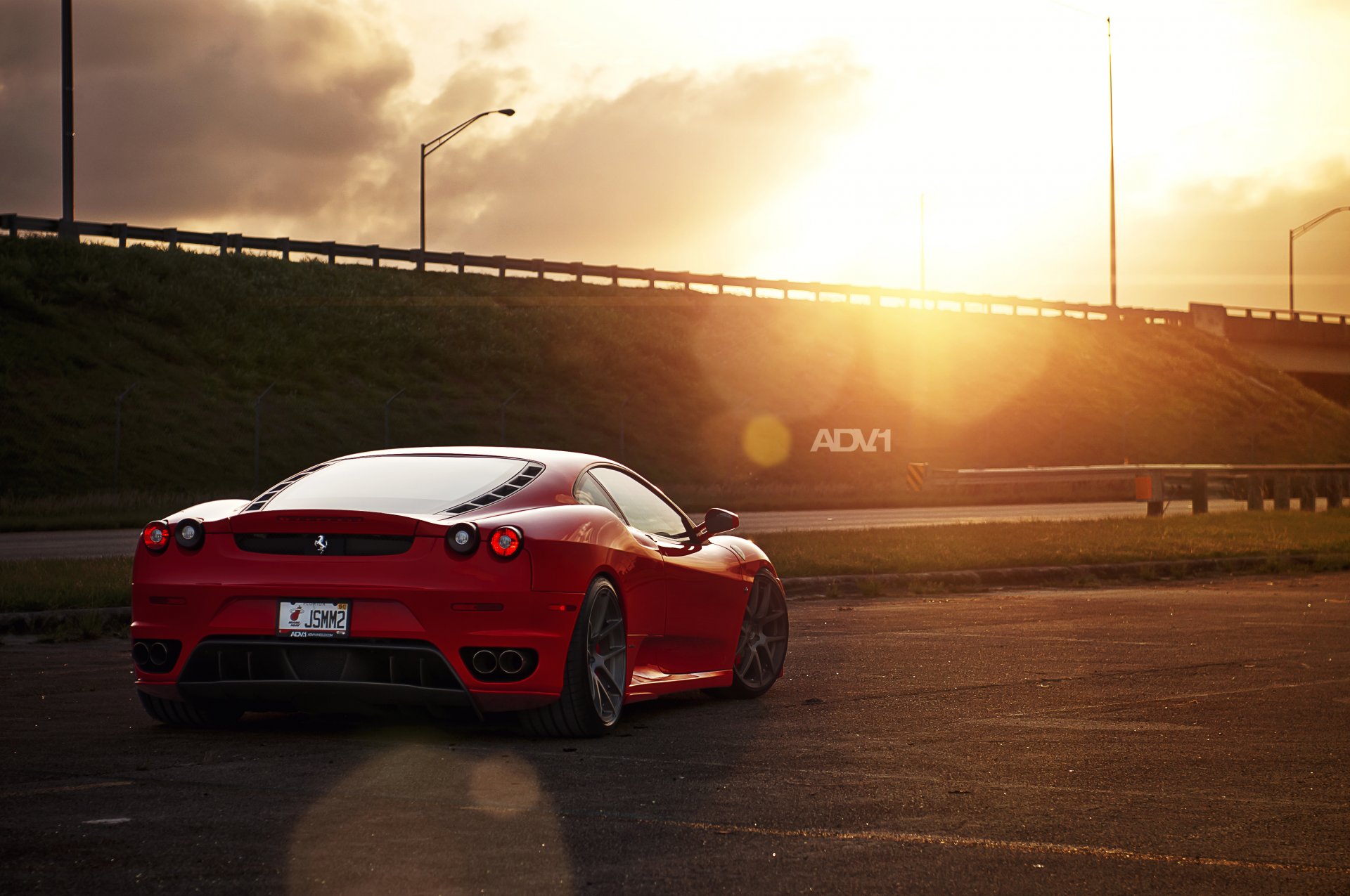 ferrari f430 rojo ferrara rojo noche carretilla pista sol