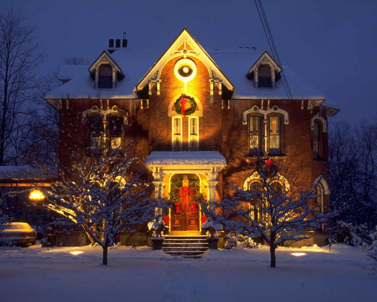 nuit maison guirlandes