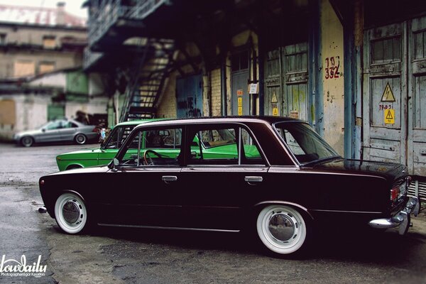 Bajo clásico VAZ Lada Lada