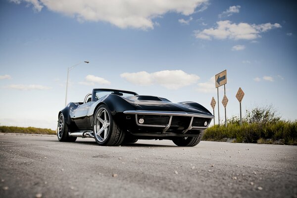 Chevrolet corvette en la pista