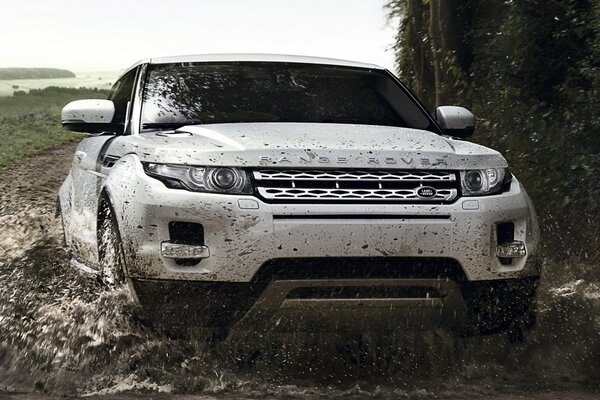 The Range Rover is dirty but gorgeous