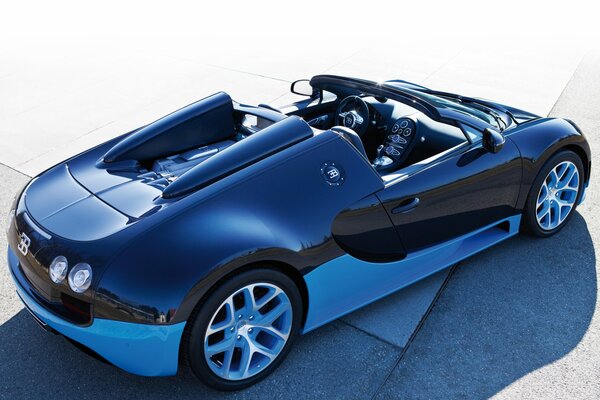 Convertibile Bugatti Veyron dal futuro