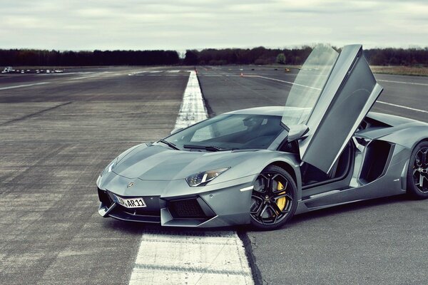 Aventador lp700-4 lamborghini car on the runway