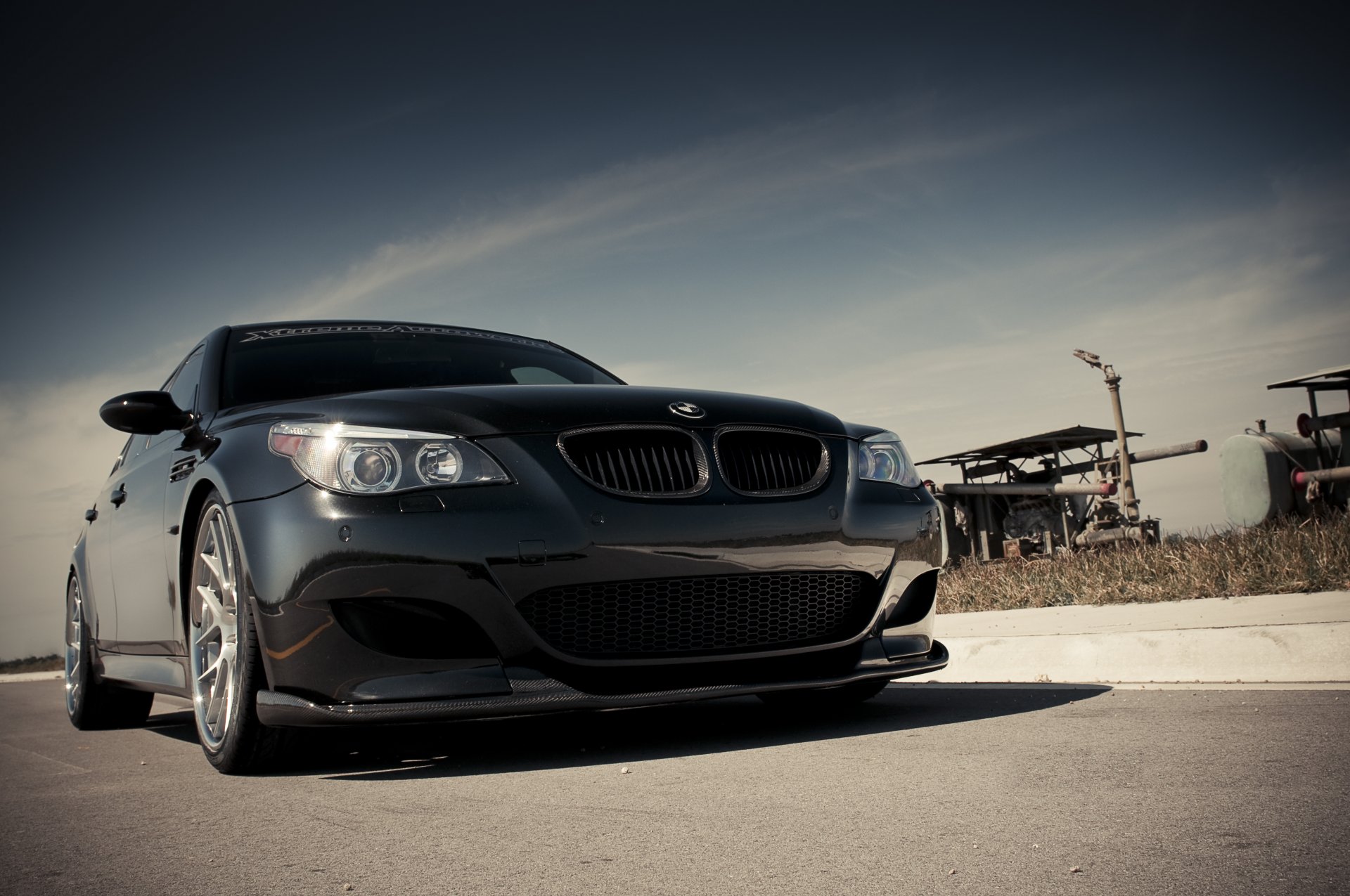 bmw m5 e60 noir bmw avant ciel nuages