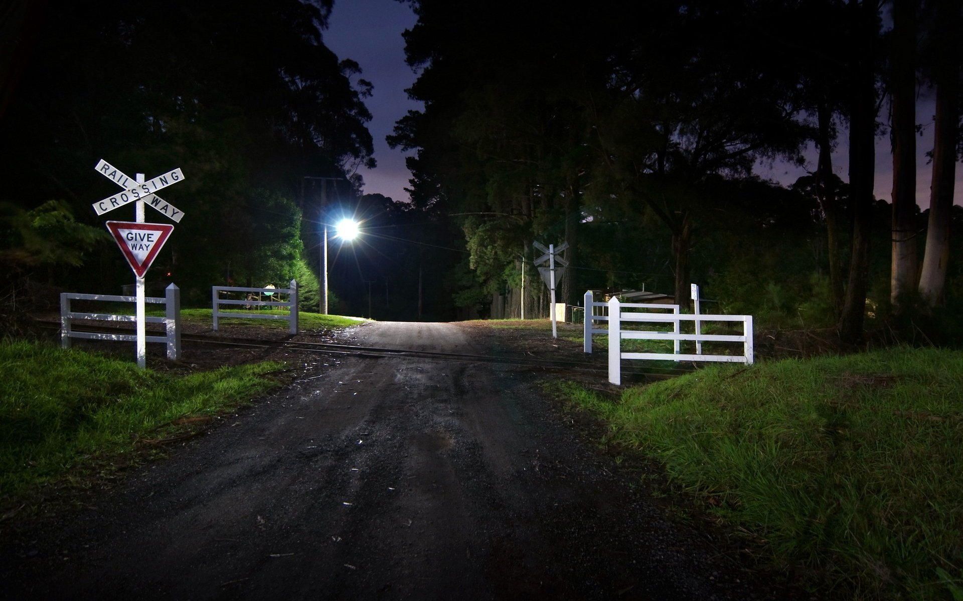 movimiento señales carretera noche