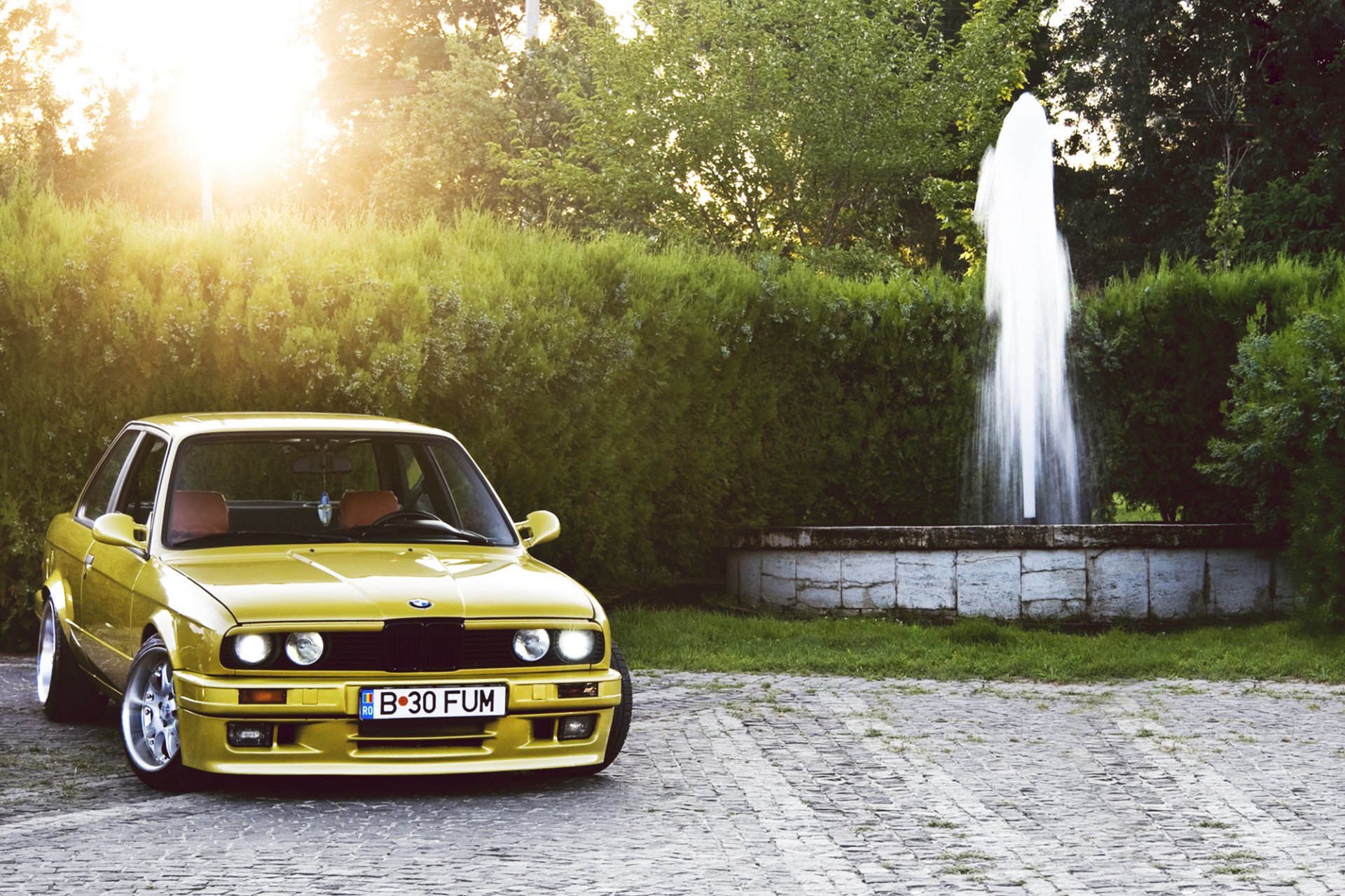 bmw serie 3 coupe e30 amarillo bmw fuente