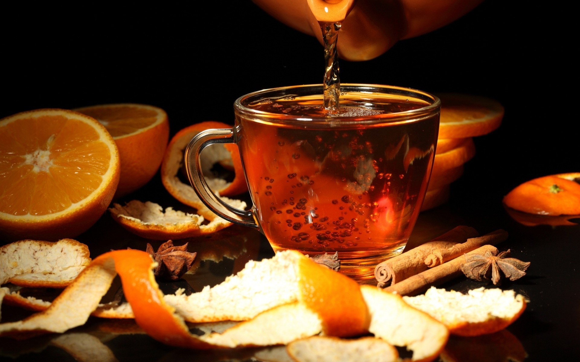 anís naranjas tetera cáscara canela beber taza