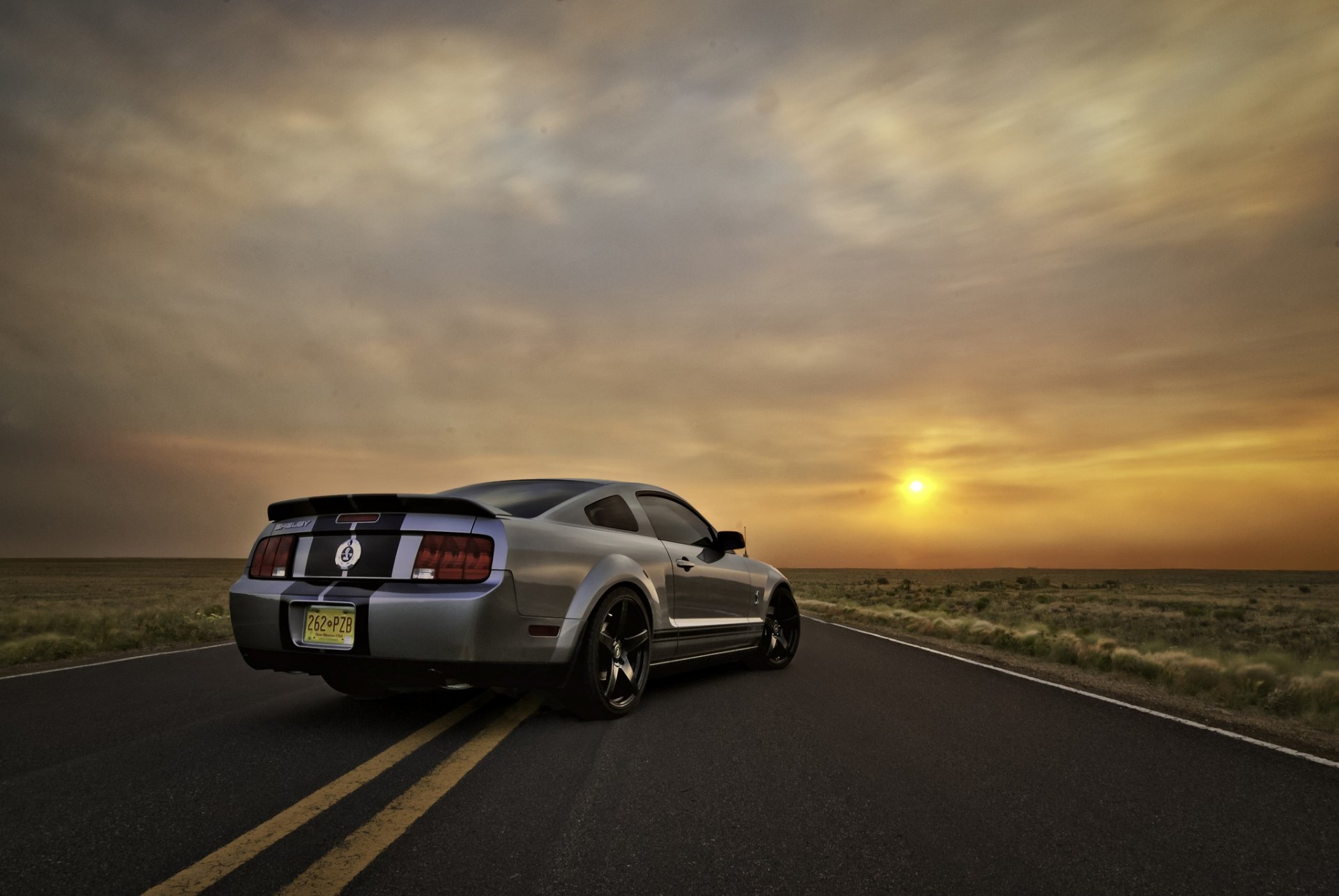 ford mustang shelby gt500 argenteo muscle car argenteo muscle car cielo sole tramonto