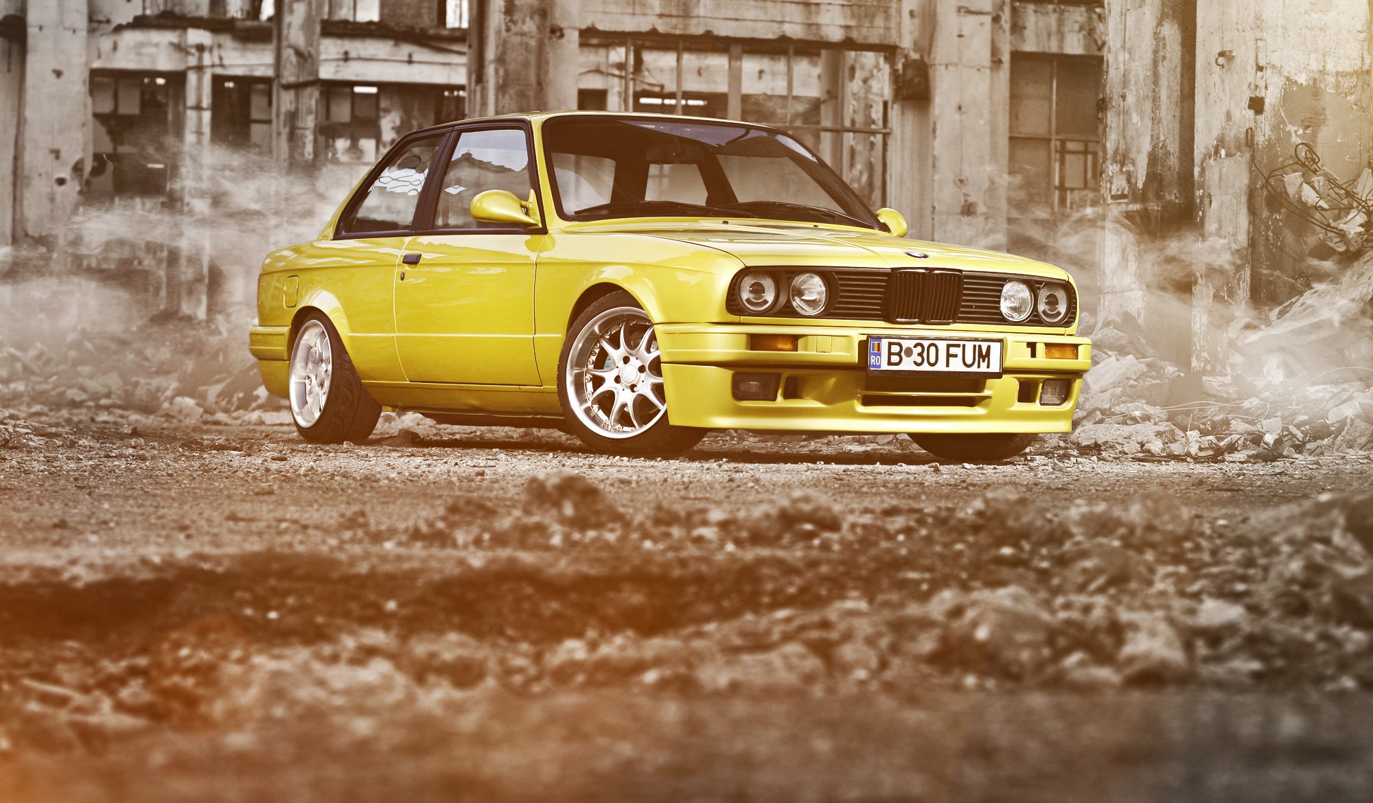 bmw serie 3 coupé e30 giallo bmw rovine