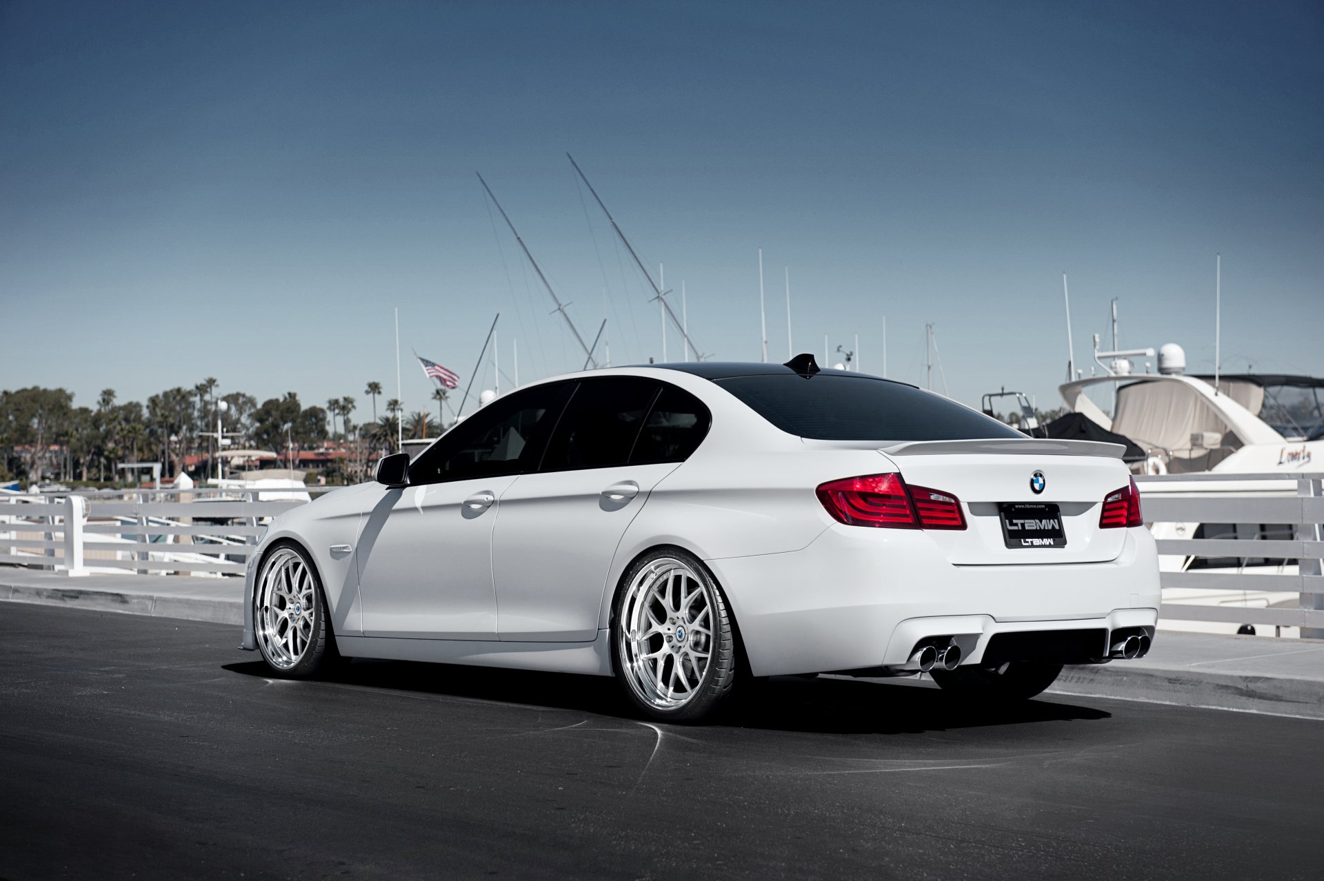 bmw serie 5 f10 blanco bmw blanco parte trasera muelle yates