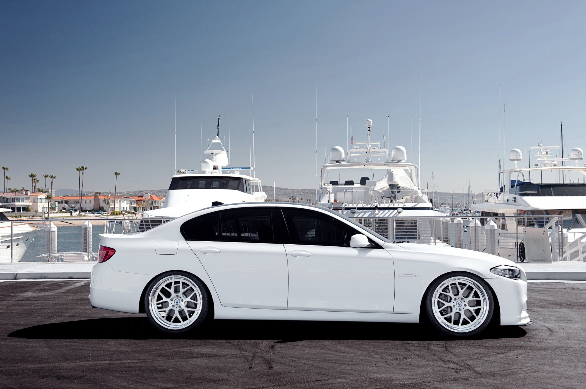 bmw serie 5 f10 bianco bmw bianco ormeggio yacht