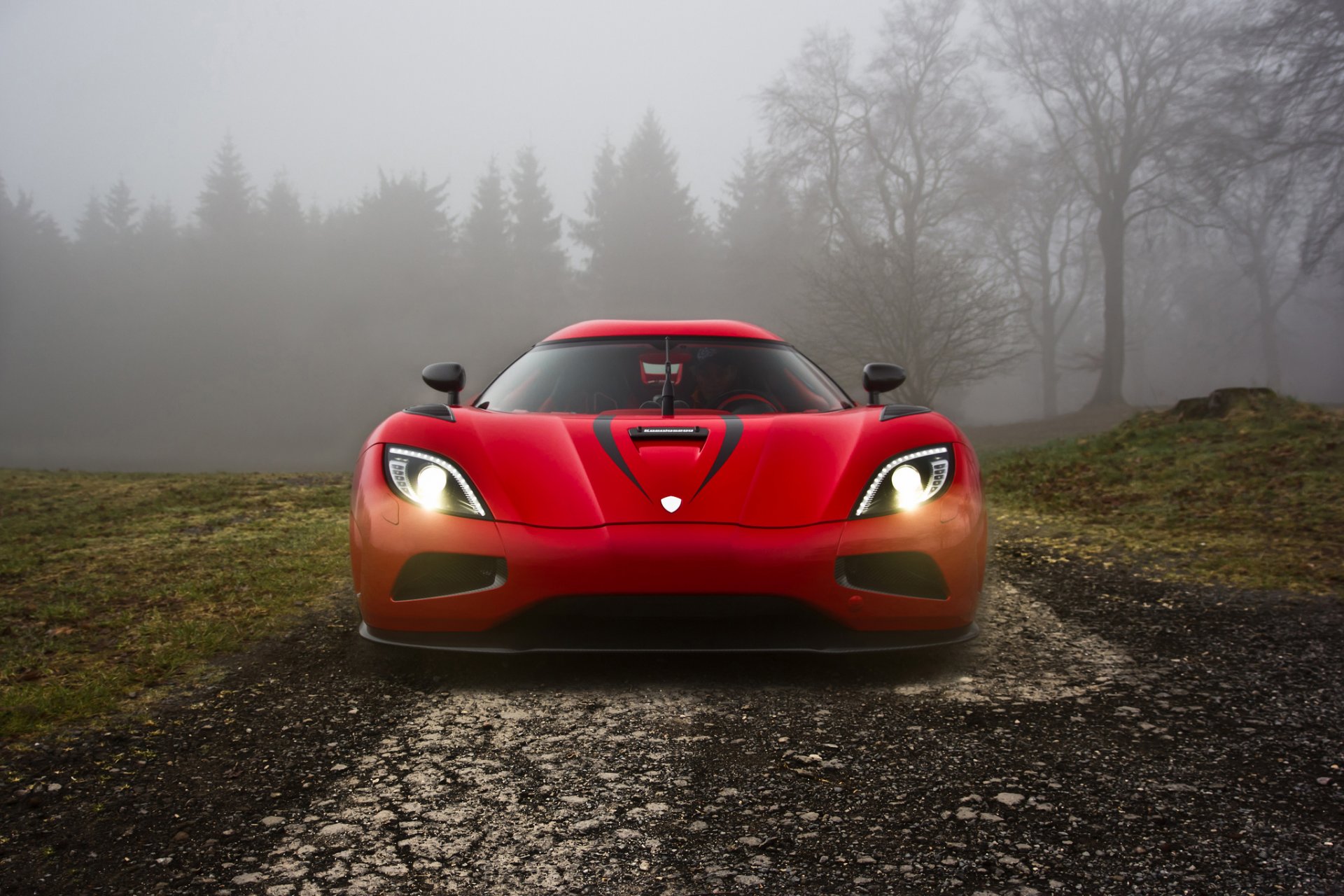 koenigsegg agerar light headlights trees grass road fog