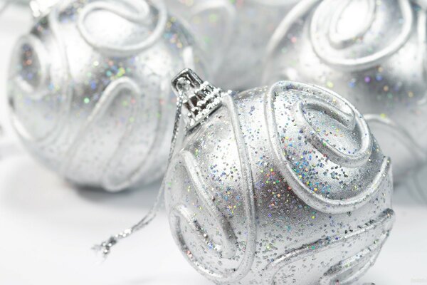 Decorazioni natalizie, palle d argento