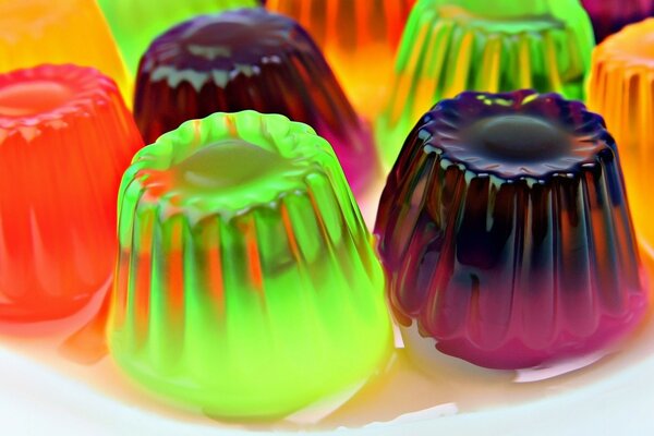 Forme di gelatina di colori diversi