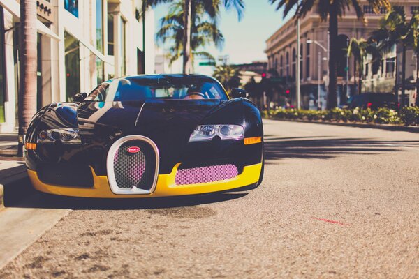 Bugatti veyron garé dans une rue de la ville de Los Angeles