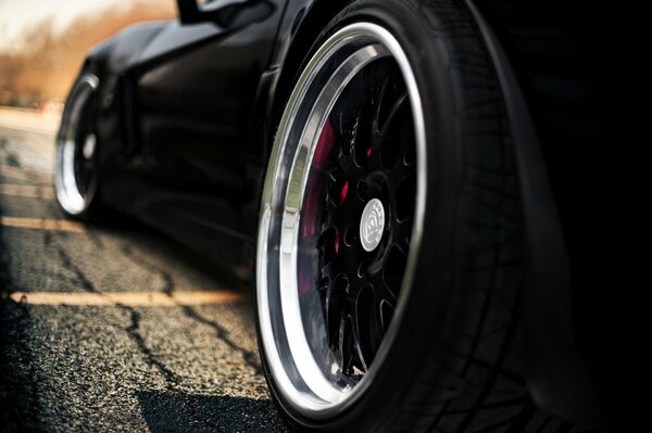 Coche negro conhevlett corvette Z06 superdeportivo