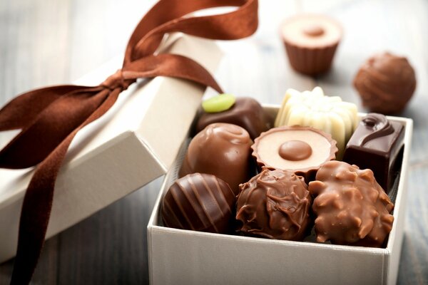 Caja de dulces para regalo