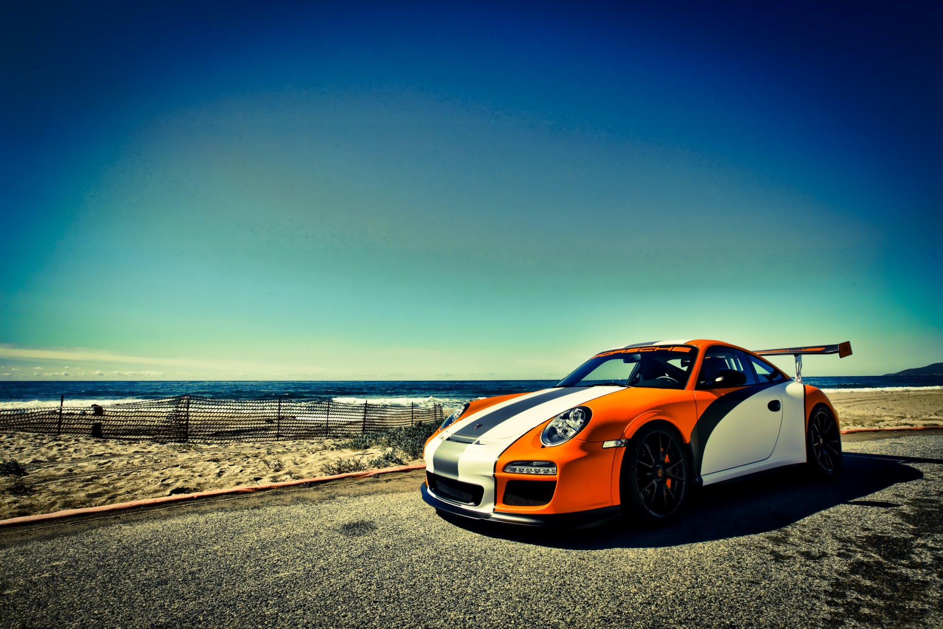 porsche 911 gt3 rs naranja porsche cielo mar