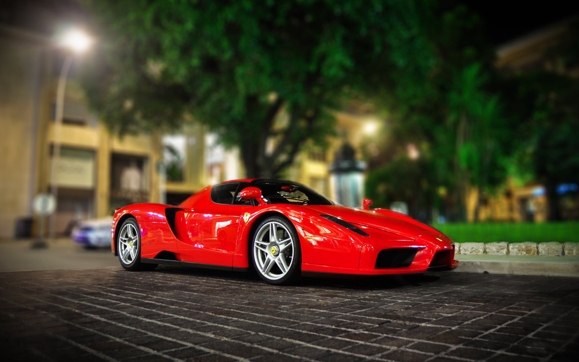 ferrari enzo rojos ciudad noche luces estacionamiento