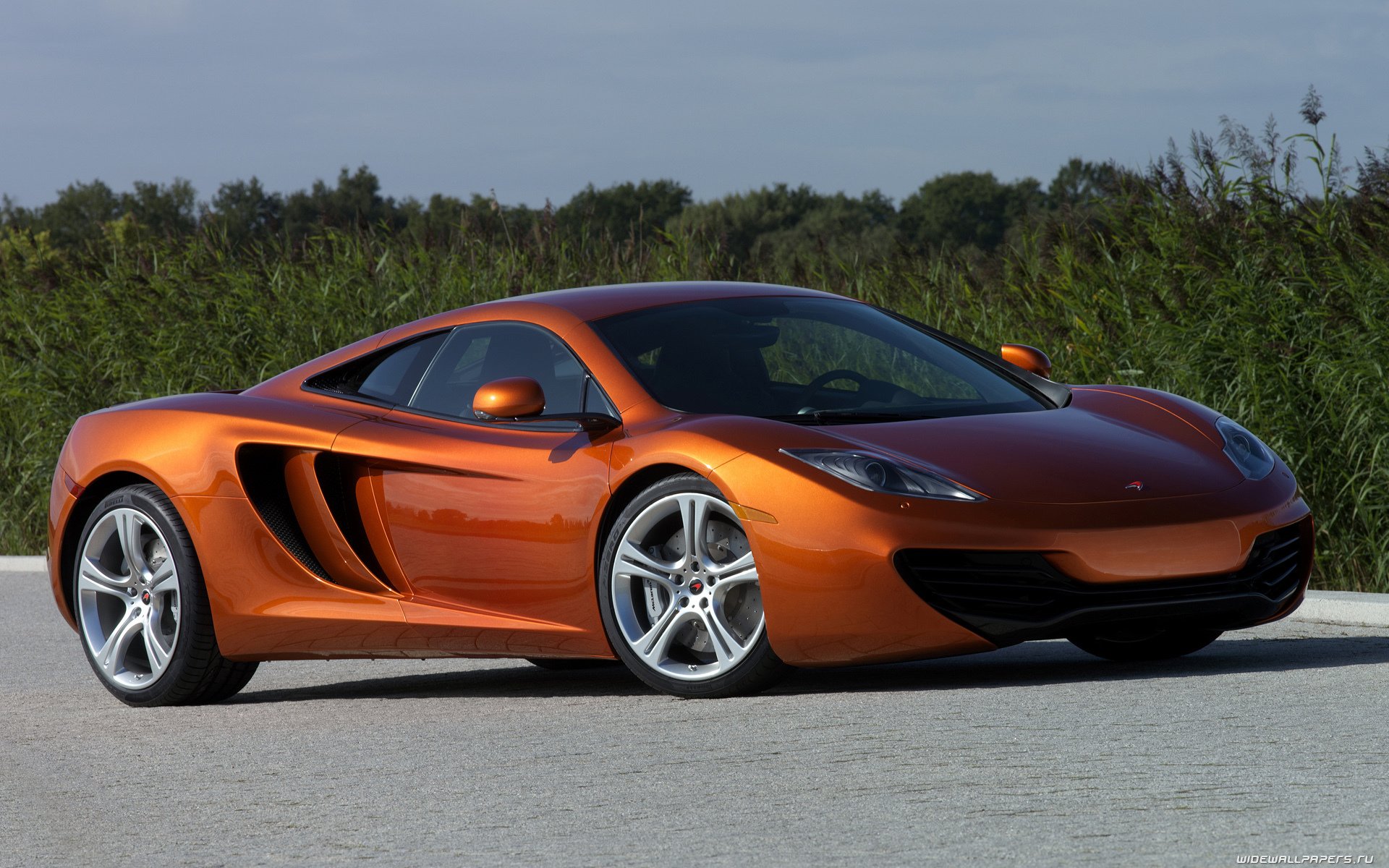 mclaren mp4 naranja velocidad