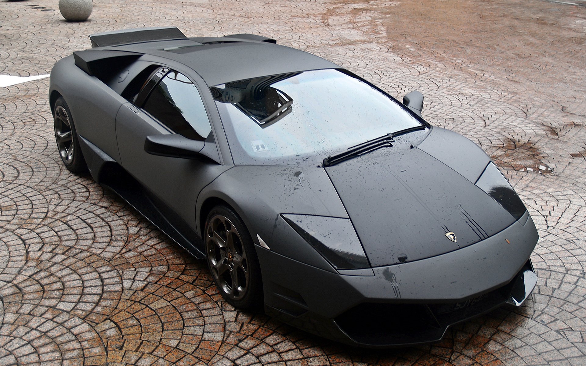 lamborghini murcielago coloured moisture drops road