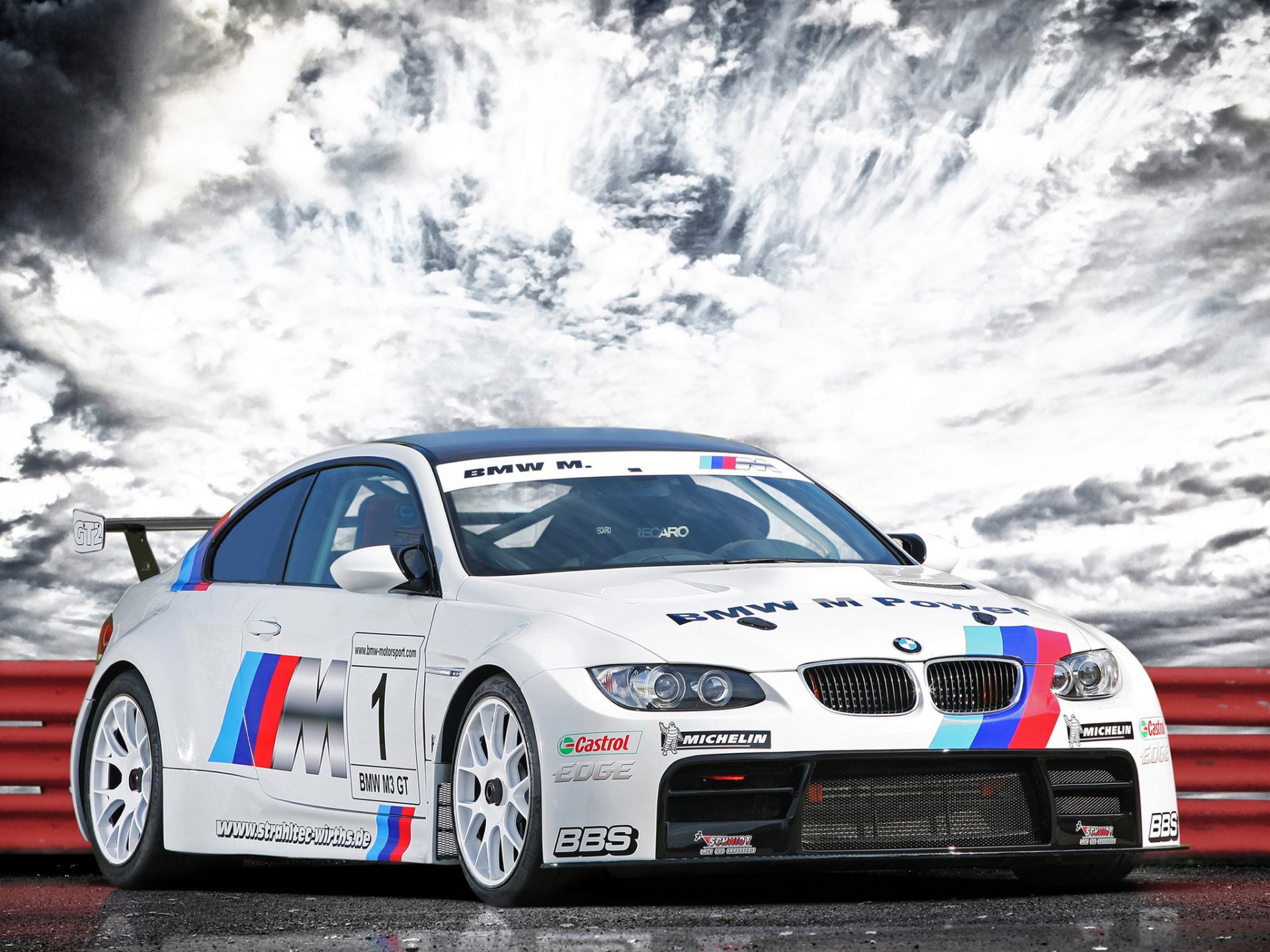 clp тюнинг bmw м3 gt2 e92 бмв небо тучи ограждение